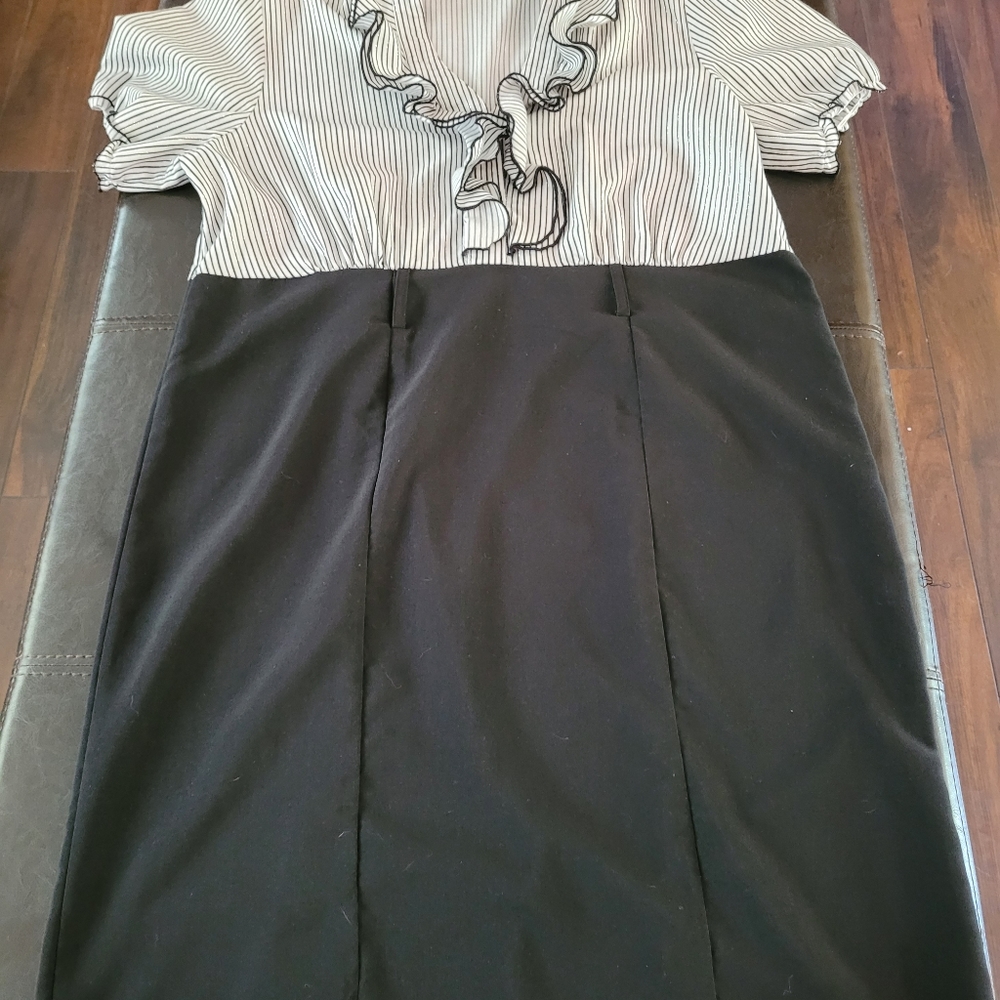 Pennington 👗 dress